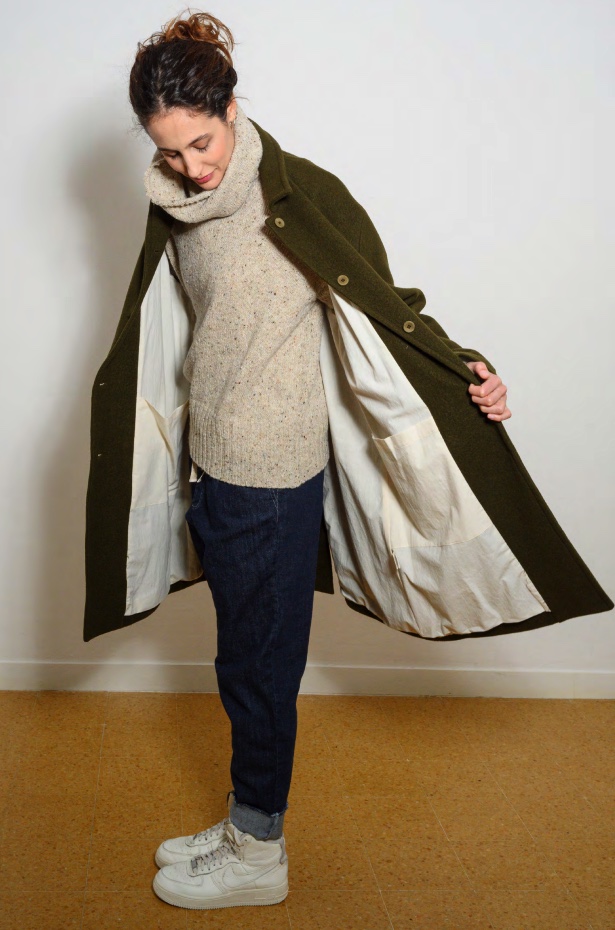 Isabella Clementini black jacket and wide trousers