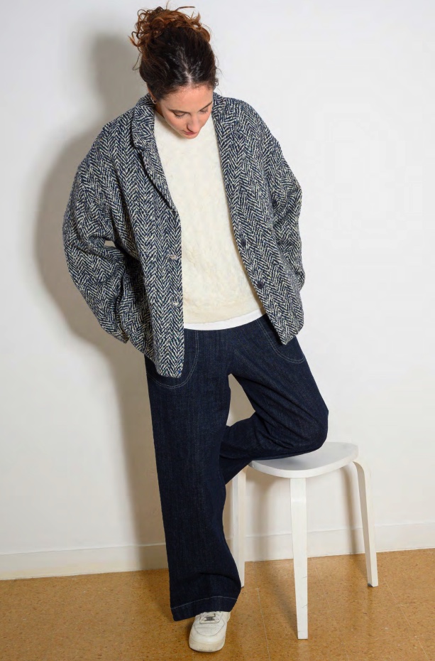 Isabella Clementini patterned jacket and denim trousers