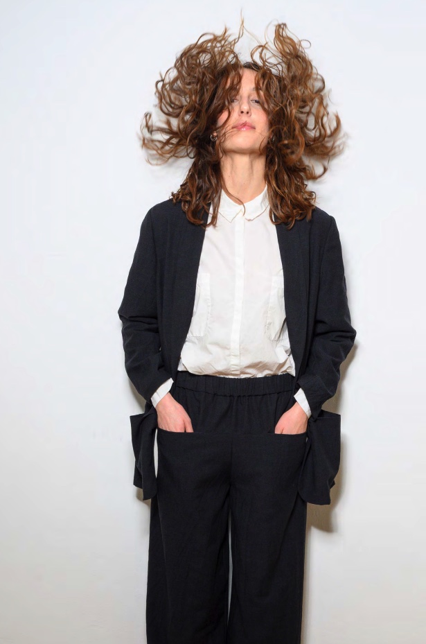 Isabella Clementini olive coat and knit layers